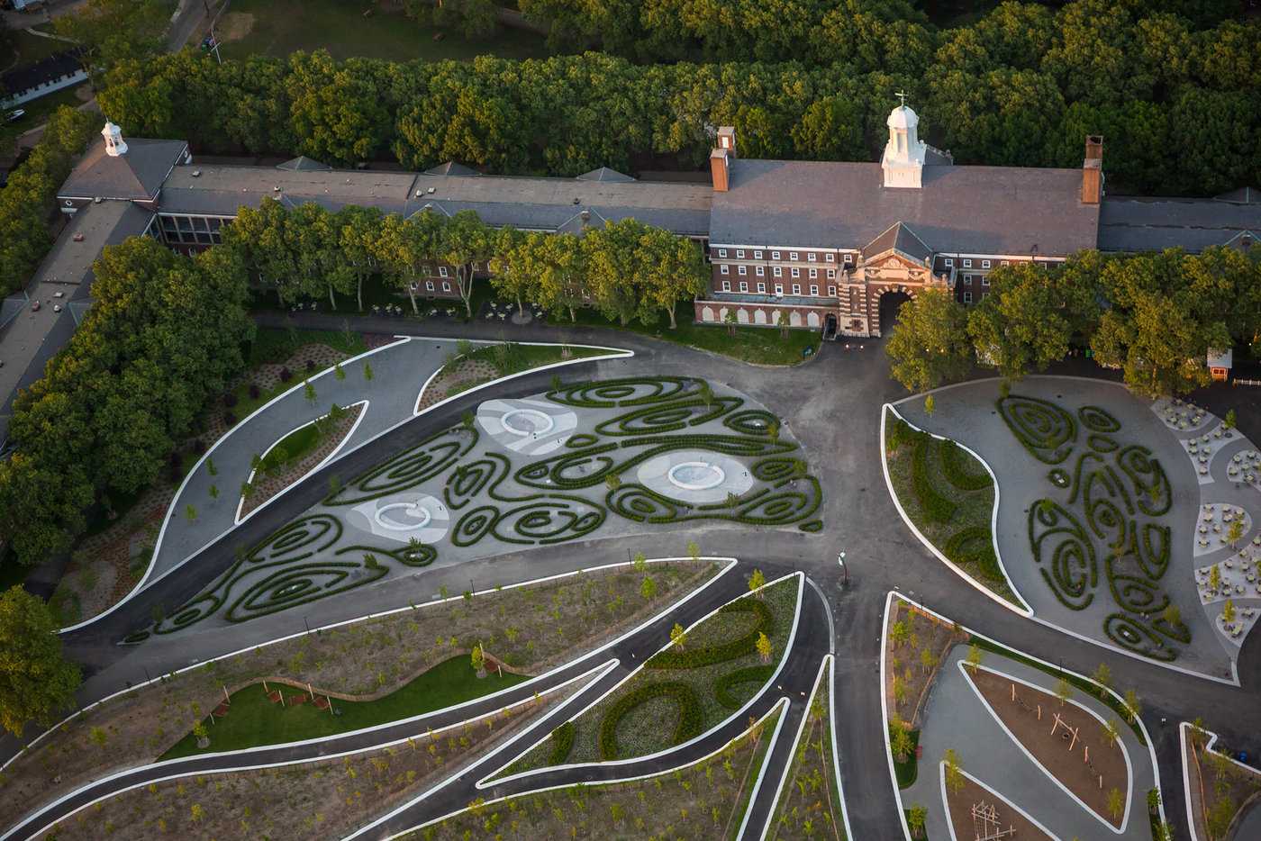 总督岛公园和公共空间总体规划丨美国纽约丨MNLA-24