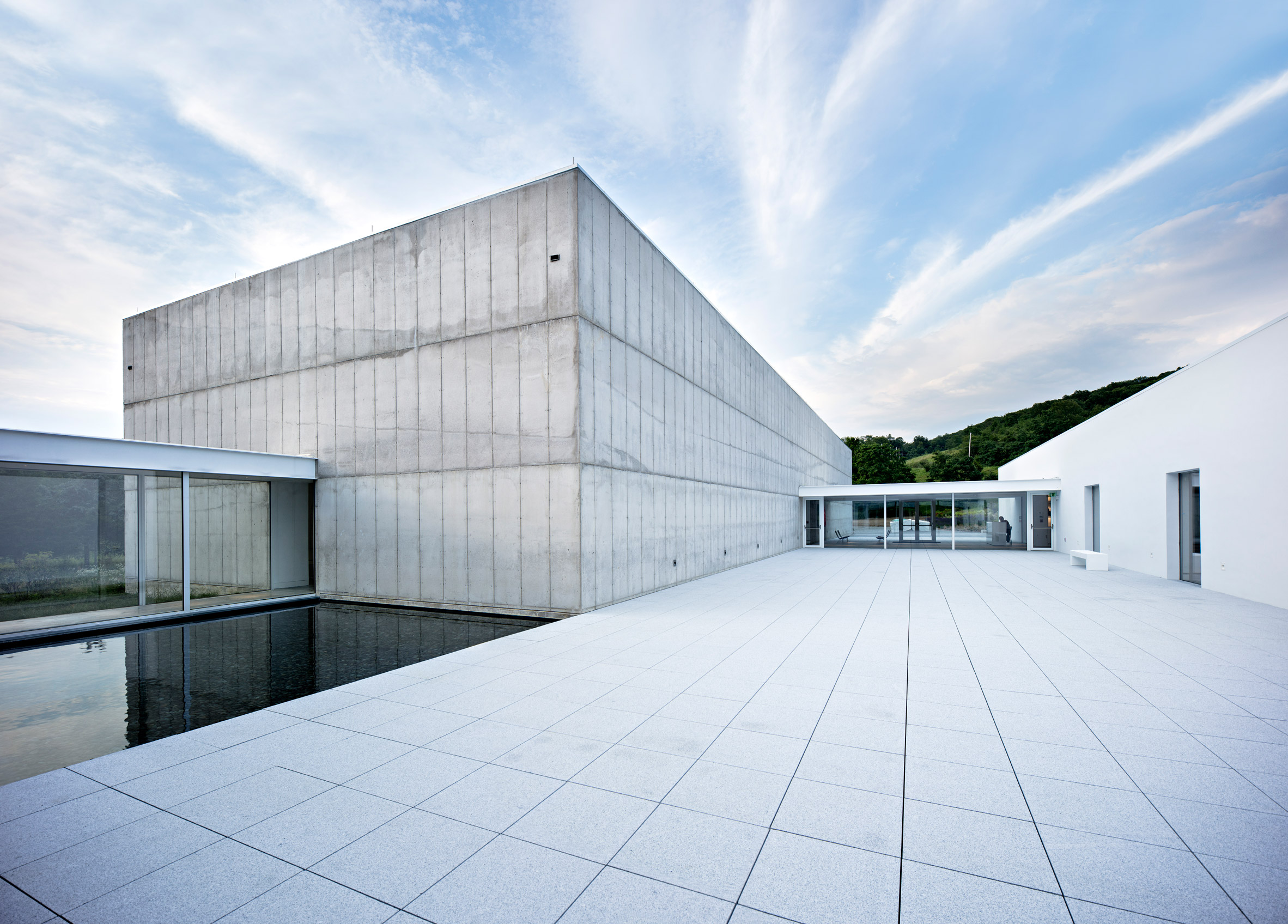 Crisp concrete forms house galleries for Italian art in upstate New York-4