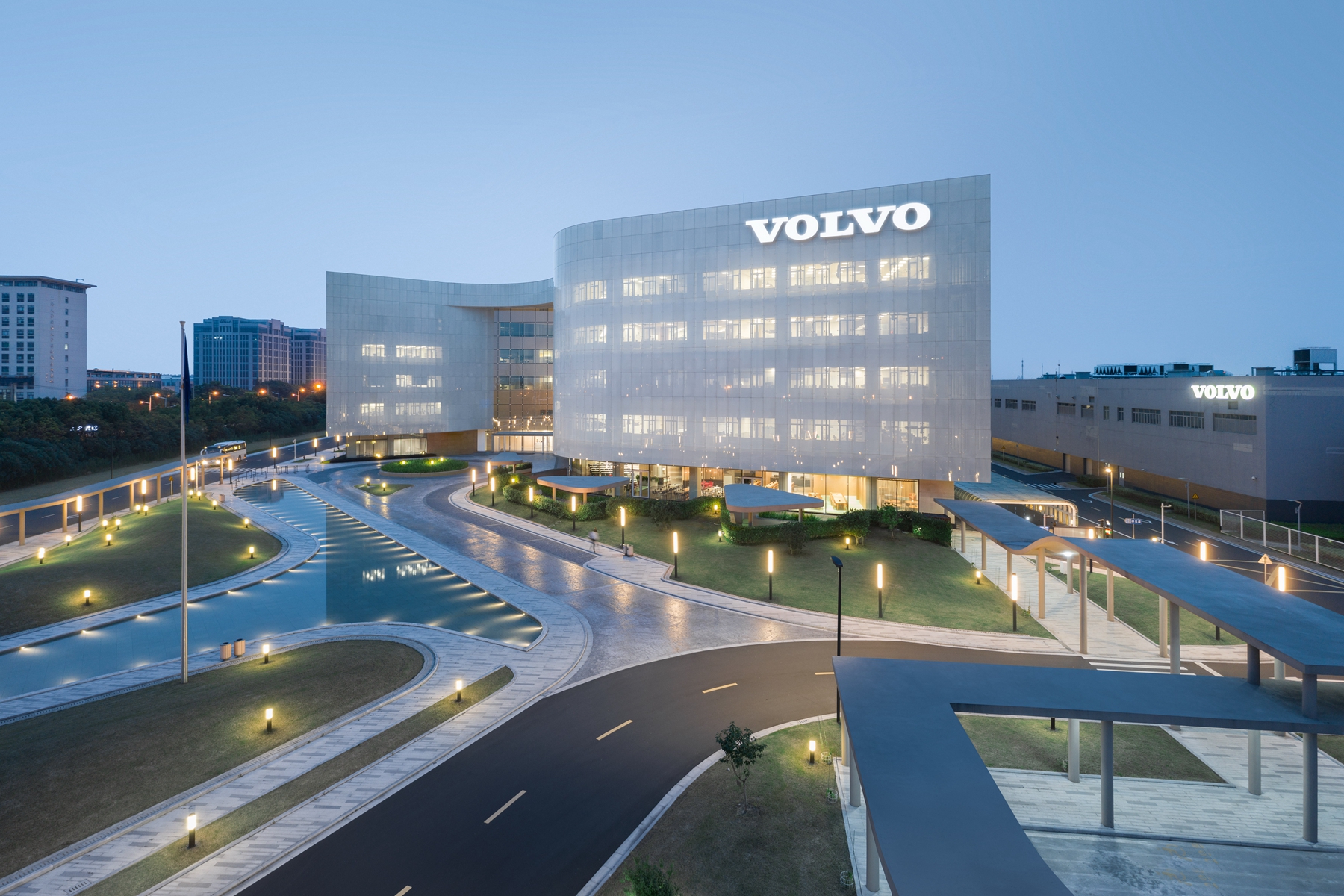 同济院作品：沃尔沃汽车亚太区总部，干练又柔和-12