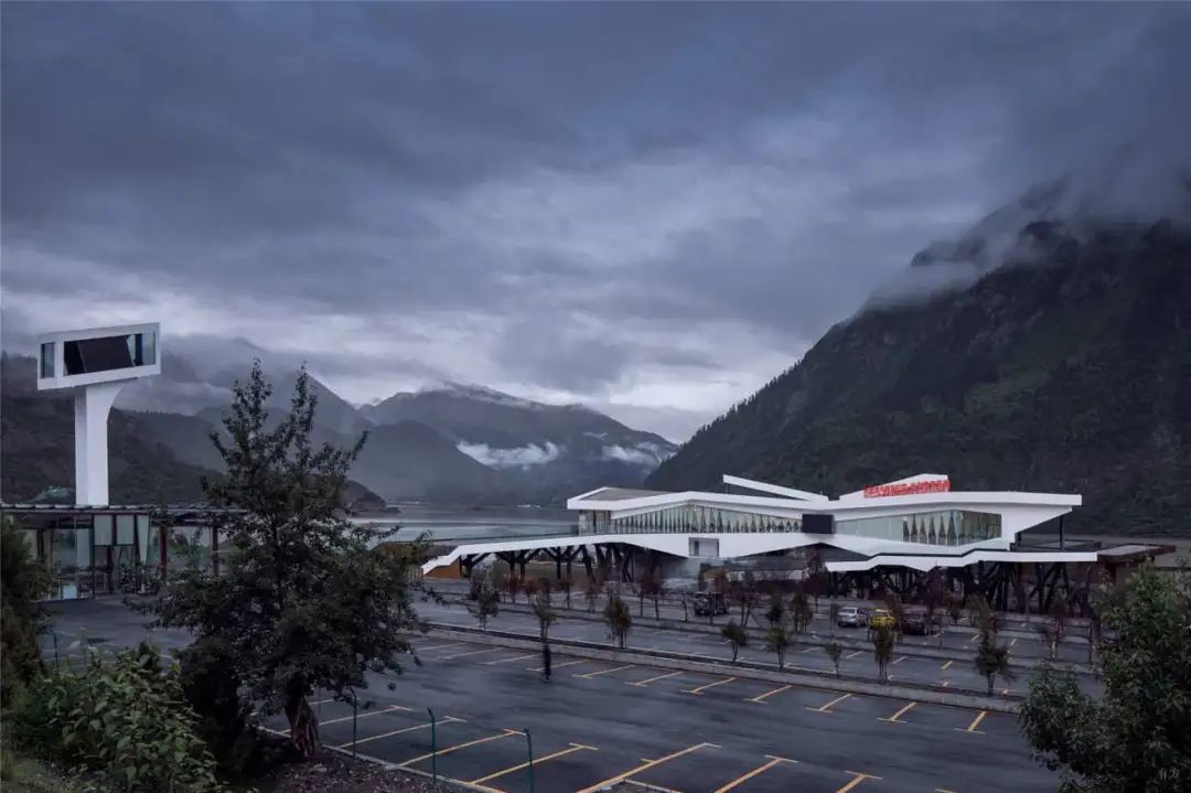 摘星之巅 - 高寒高海拔地区的当代建筑 | 小隐建筑-37