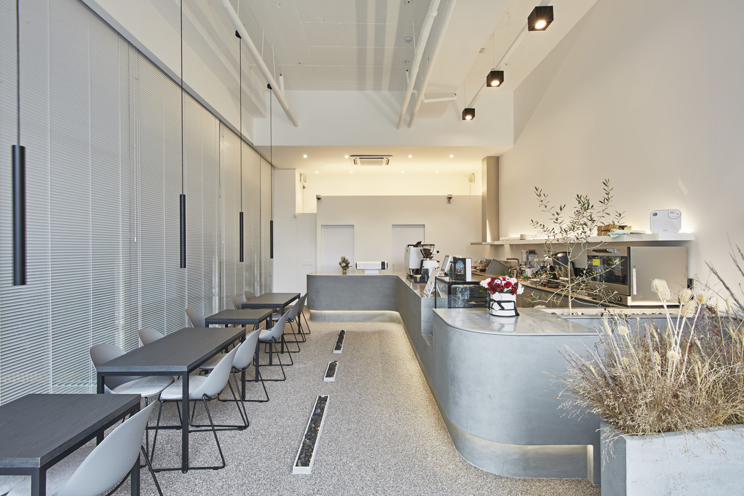 CAFE DOUDOU | 现代高级的 19 坪咖啡厅设计-2