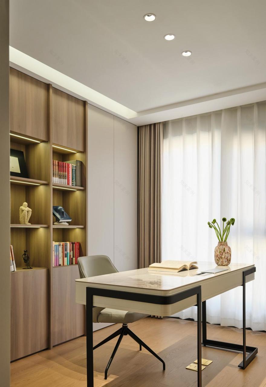 240平意式简约风家装设计-51