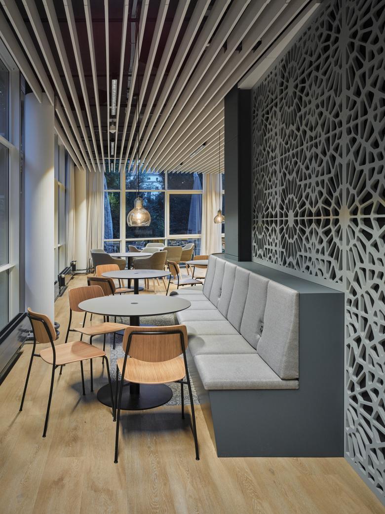 Cafeteria 和 Restaurant 室内改造丨瑞士伯尔尼丨objekt 13 Innenarchitektur-3