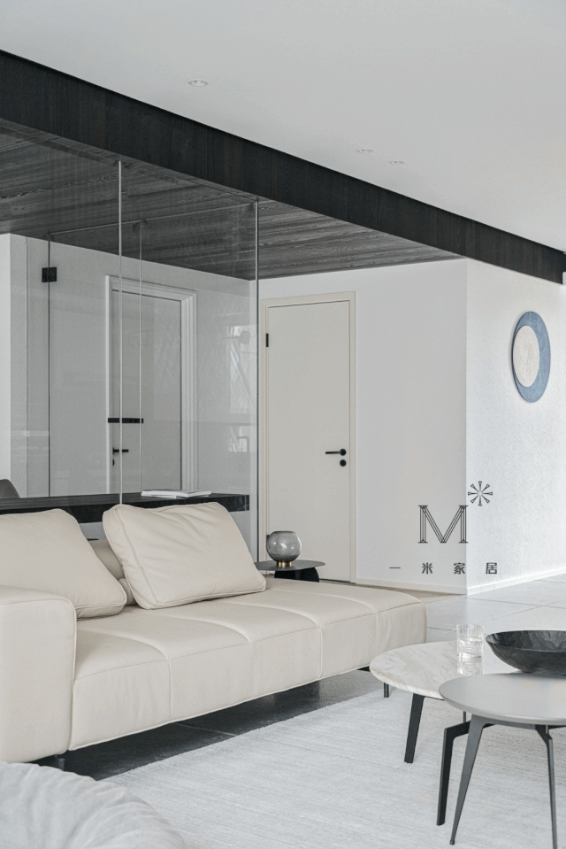 143㎡现代简约家居，演绎黑与白的时光对话-30