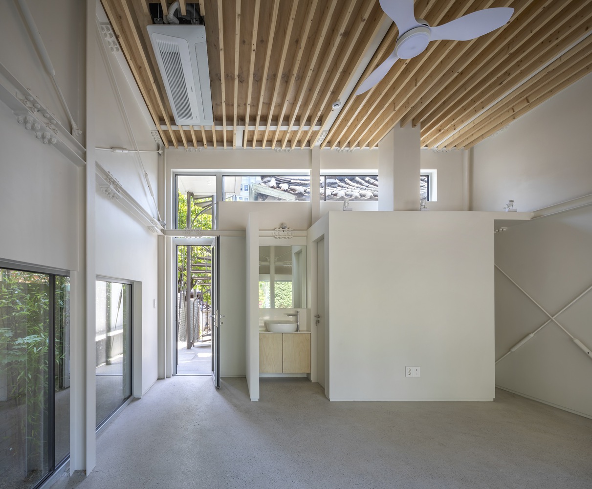 韩式小屋变身城市迷宫丨韩国-19