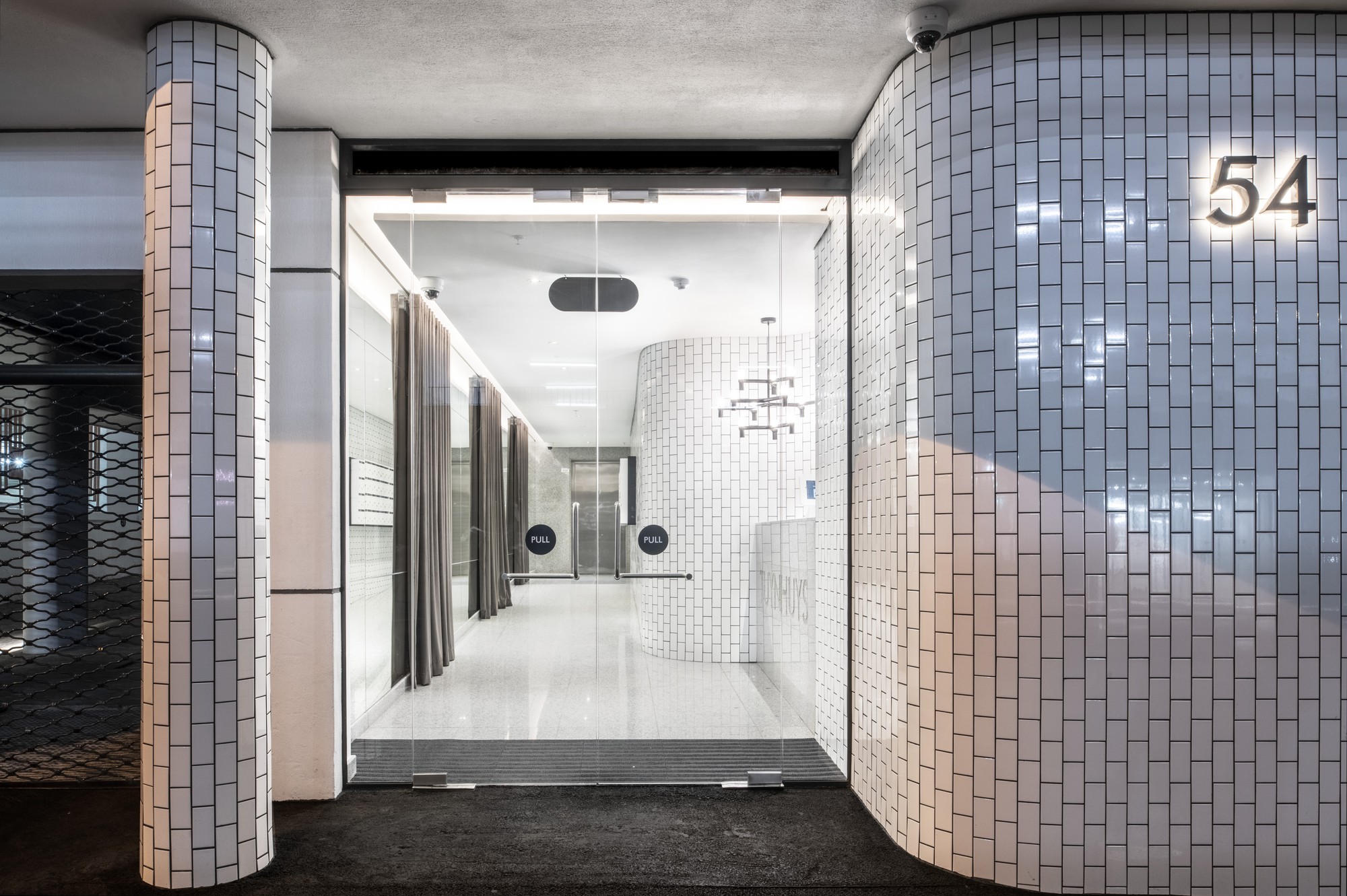 Tuynhuys Apartment Building / Robert Silke & Partners-25