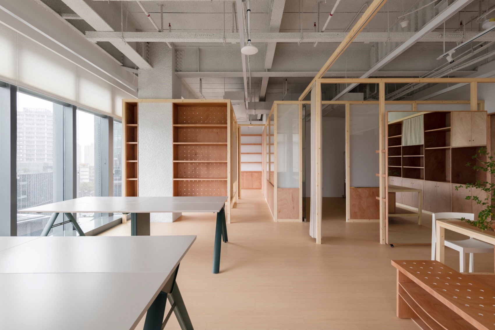 LINGYILI Office 办公空间设计丨中国上海丨木斗设计-4