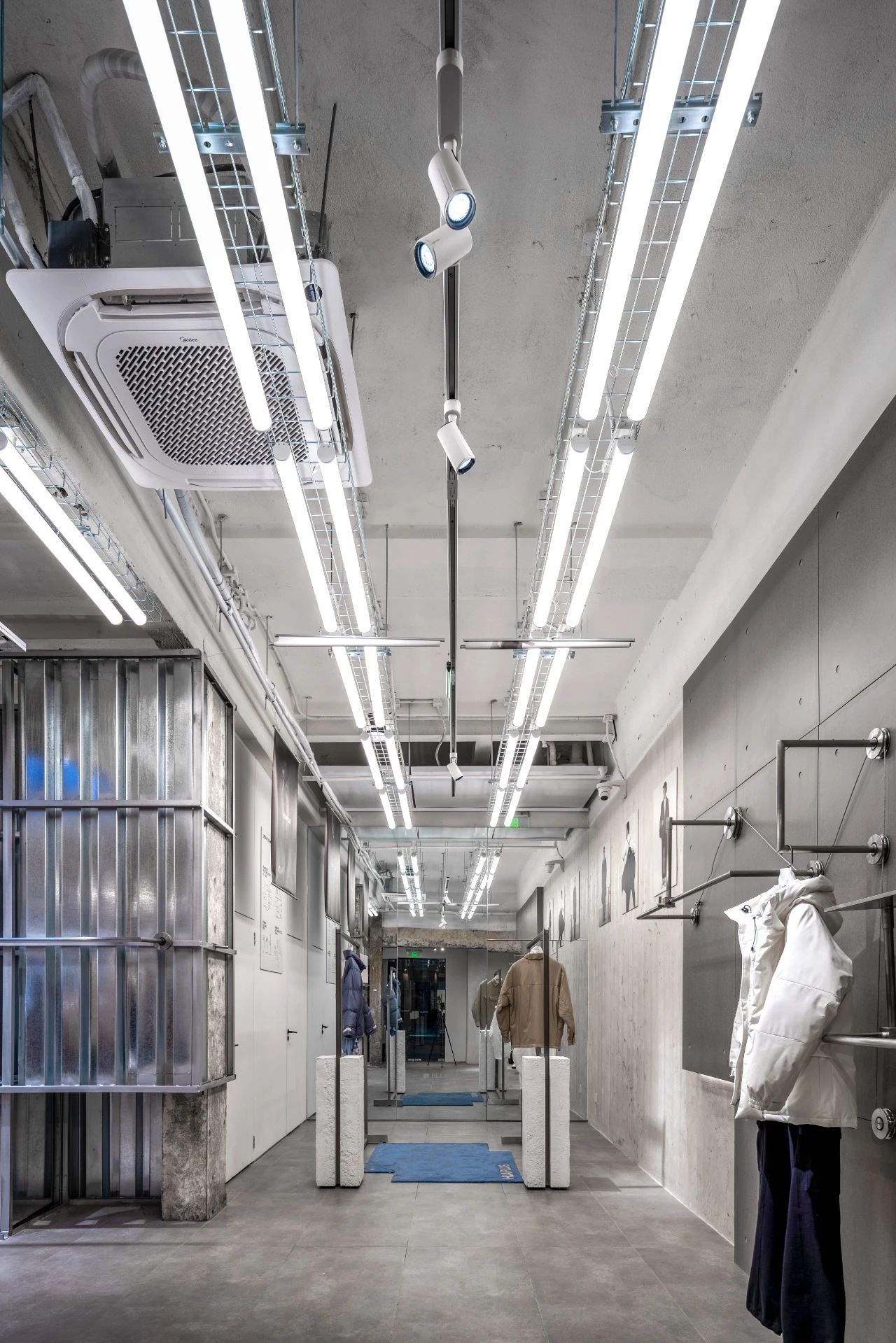 潮牌店设计丨中国上海-28