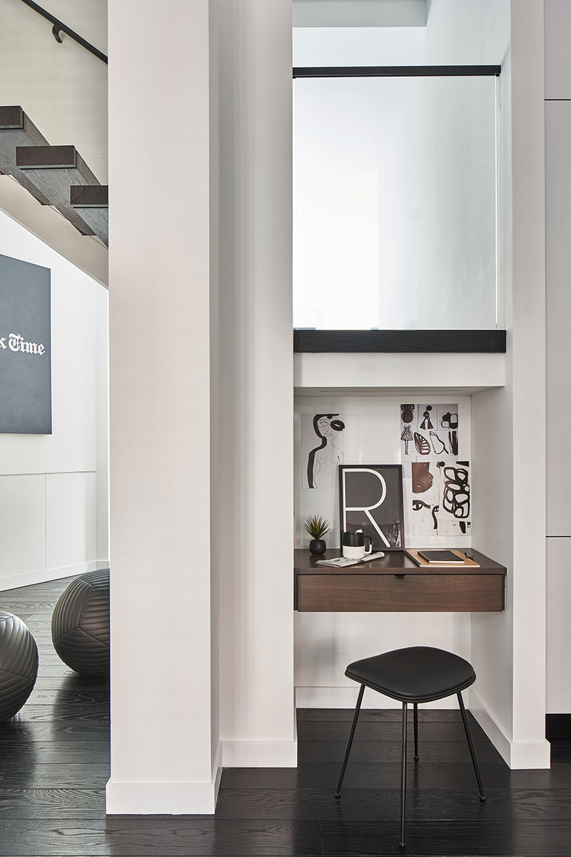 纽约时尚黑白家居，年轻家庭的温馨之作-12