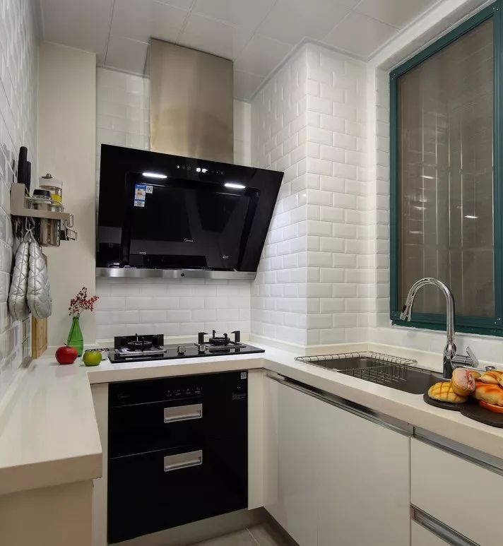 实用又美观的厨房设计-15