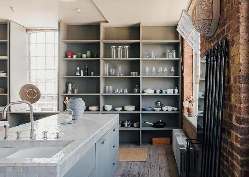 伦敦百年仓库改造的时尚吊床公寓-10