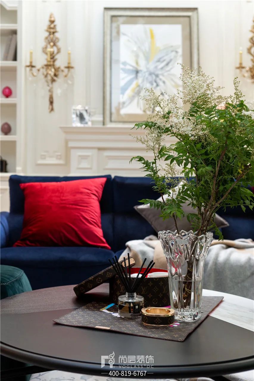 客厅不要电视，衣帽间放到地下，中式与法式混搭，我居然觉得很香...-70