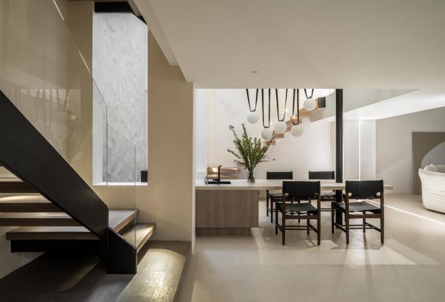 350㎡别墅简约白与原木经典搭配丨中国上海-67