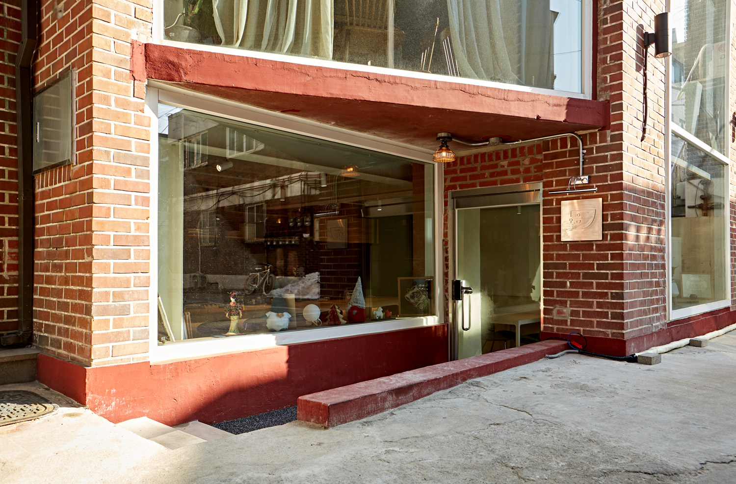 15 坪现代简约办公空间，打造极简商务风-2