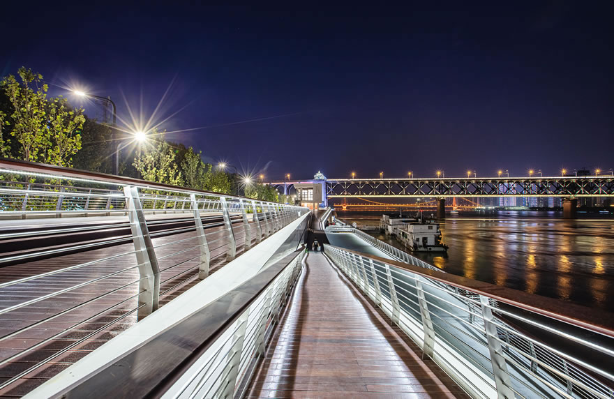 武汉中华路城市阳台-17