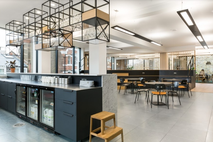 伦敦 Peakon 办公区 | 现代金属木质空间-0