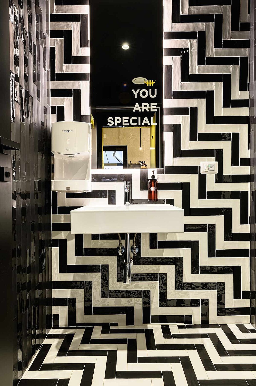 Bacoli 的现代烹饪瑰宝 Happy Hours丨意大利-7