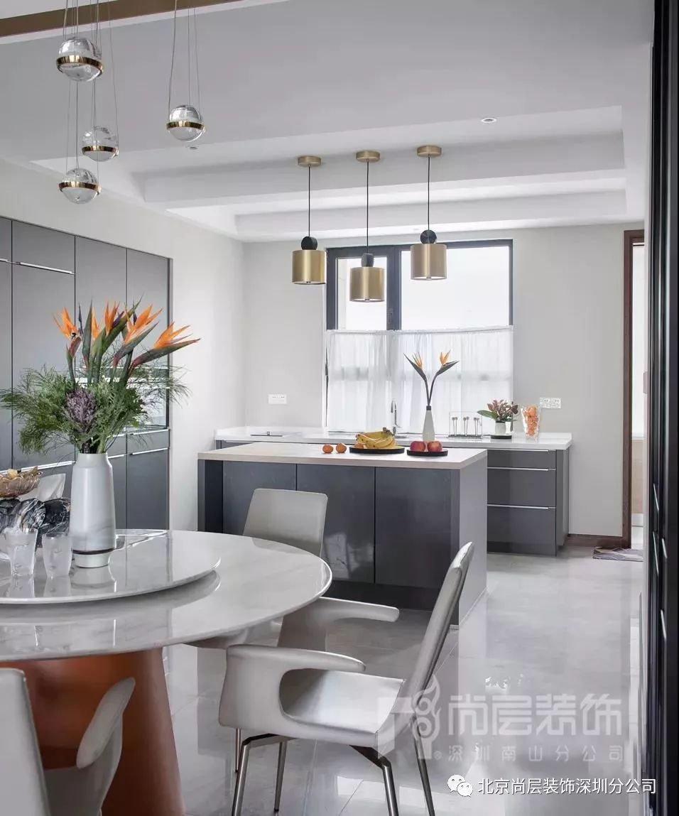 尚层设计 | 现代轻奢大宅,温暖恬雅的空间美学-21