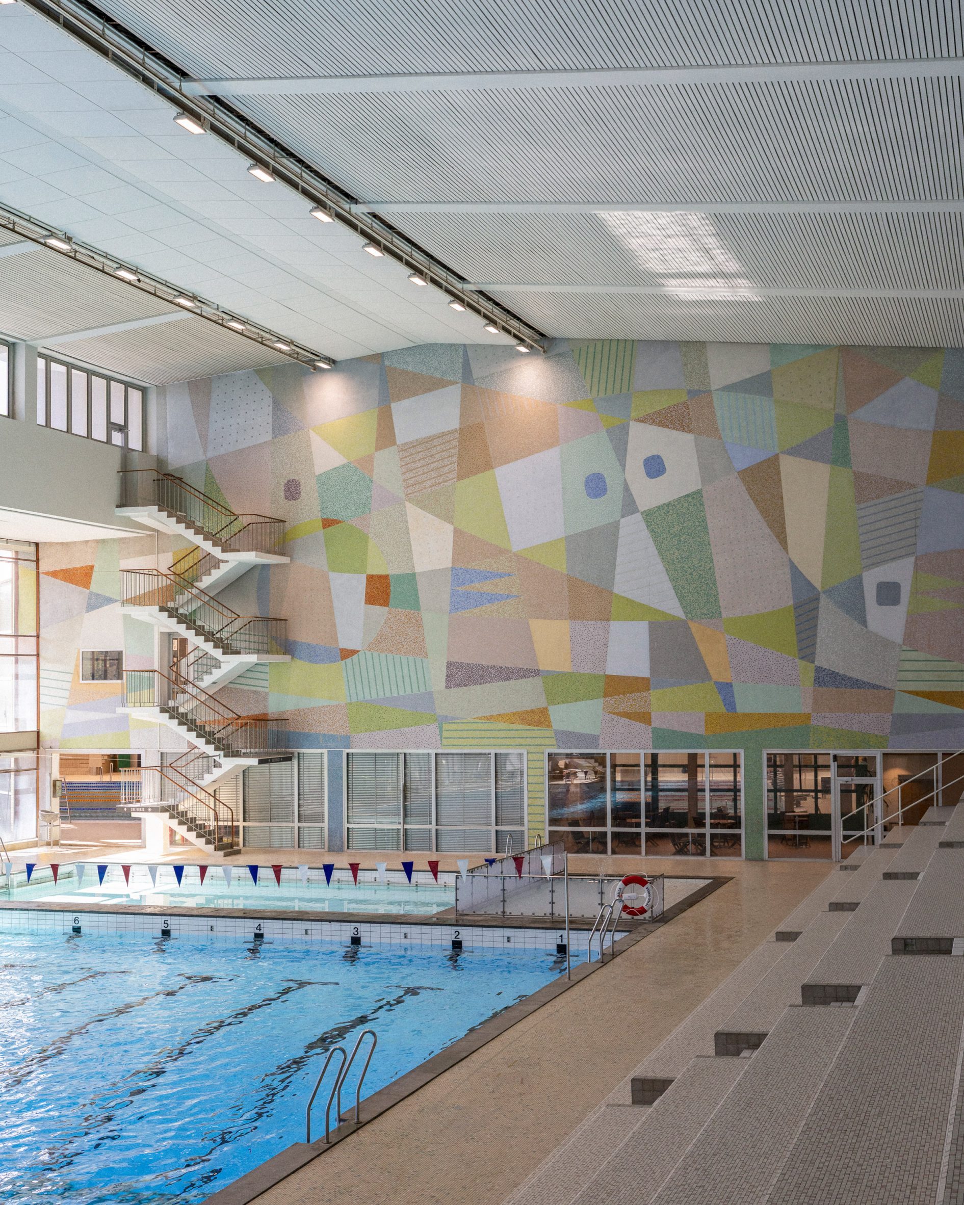 瑞典哥德堡瓦尔哈拉巴德特泳池及体育场馆改造项目丨Nils Olsson(泳池原设计),未提及新设计方-4