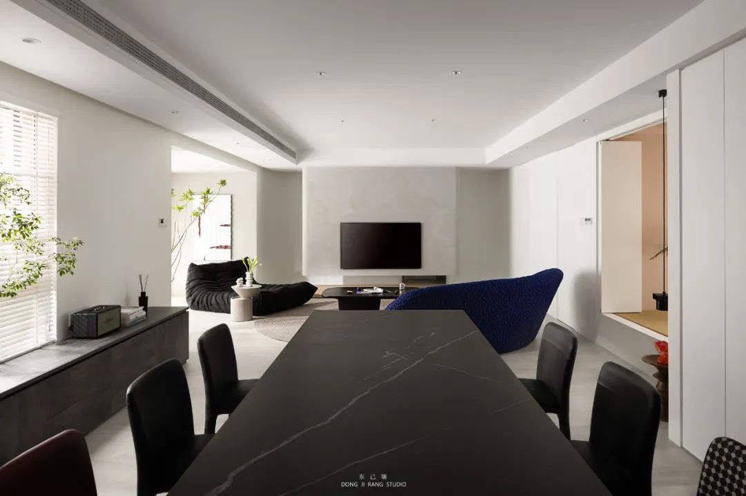 成都夫妇的极简之家丨中国成都丨吴晨,何雨晴-82