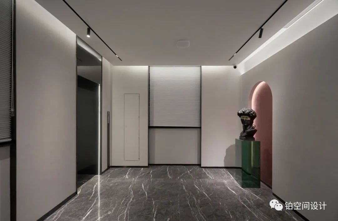 首发 | 铂空间设计: 具有艺术感的极简办公室空间 / Johnson强&崔志昊-19