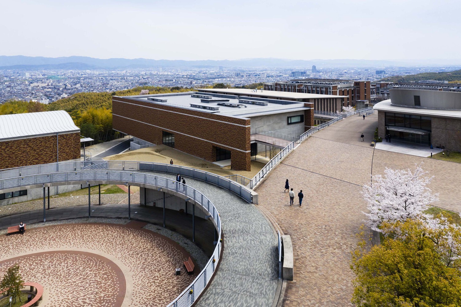 日本工程学院京都大学图书馆丨日本京都丨K.ASSOCIATES,Architects-6