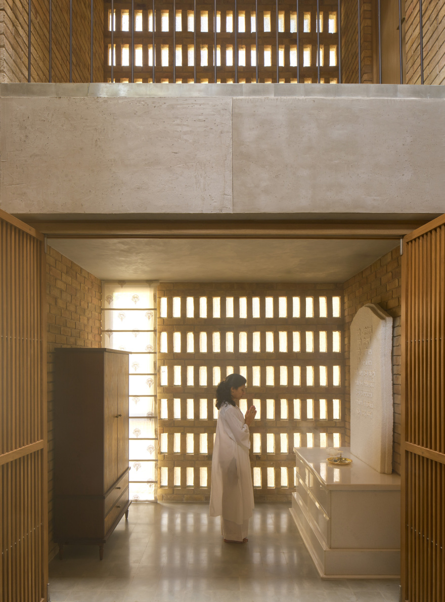 砖房;砖屋 (若Brick House是特定名称,可直译为砖屋;若只是描述房屋材质,可译为砖房,由于缺乏语境,可结合实际情况选择) 丨印度丨Studio VDGA-26