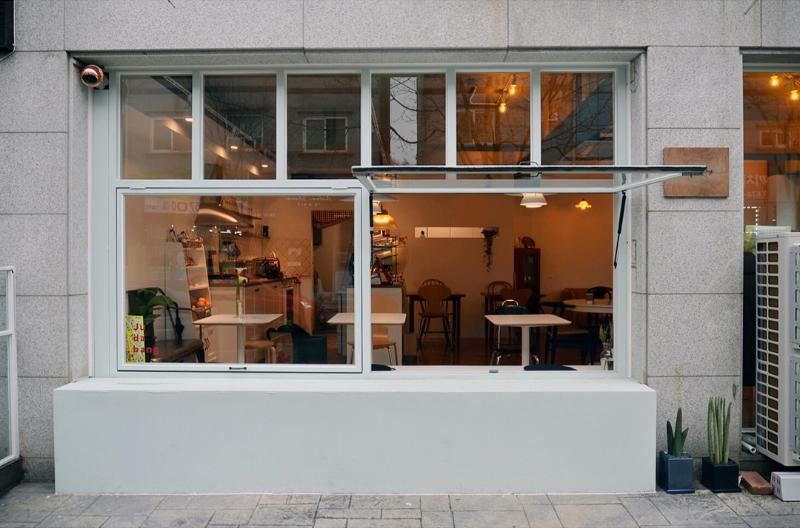 二十平米法式家居咖啡馆，小空间大创意-3