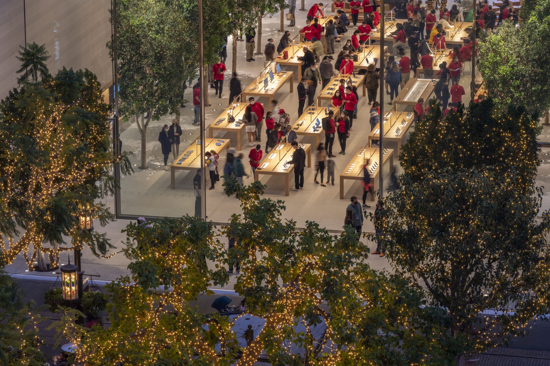 格罗夫的苹果商店丨美国洛杉矶丨Foster + Partners-12