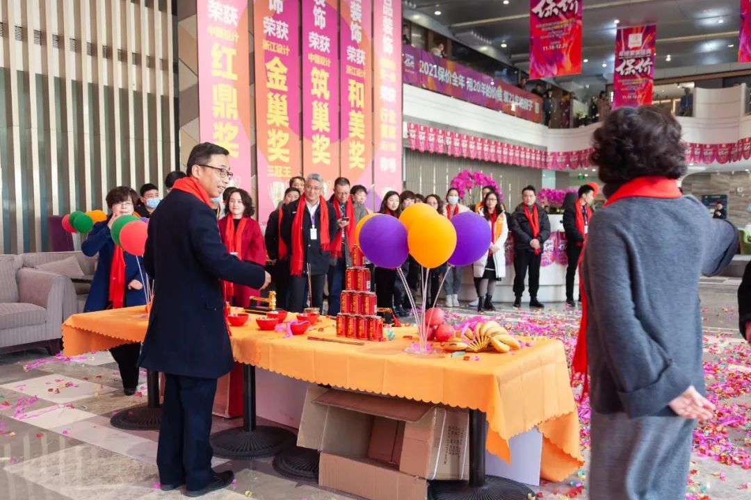 铭品装饰万方展厅重装升级-19