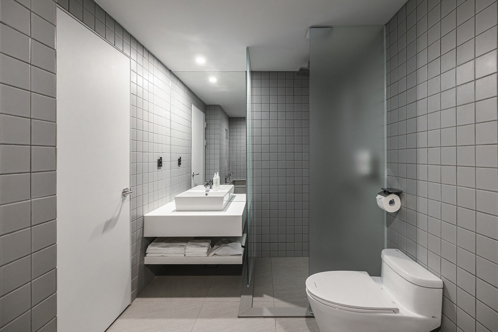 斯坦福白与木-18