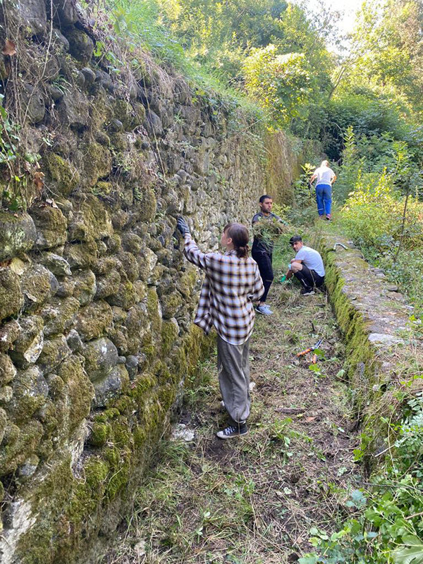 肖梅拉克团结工地-12