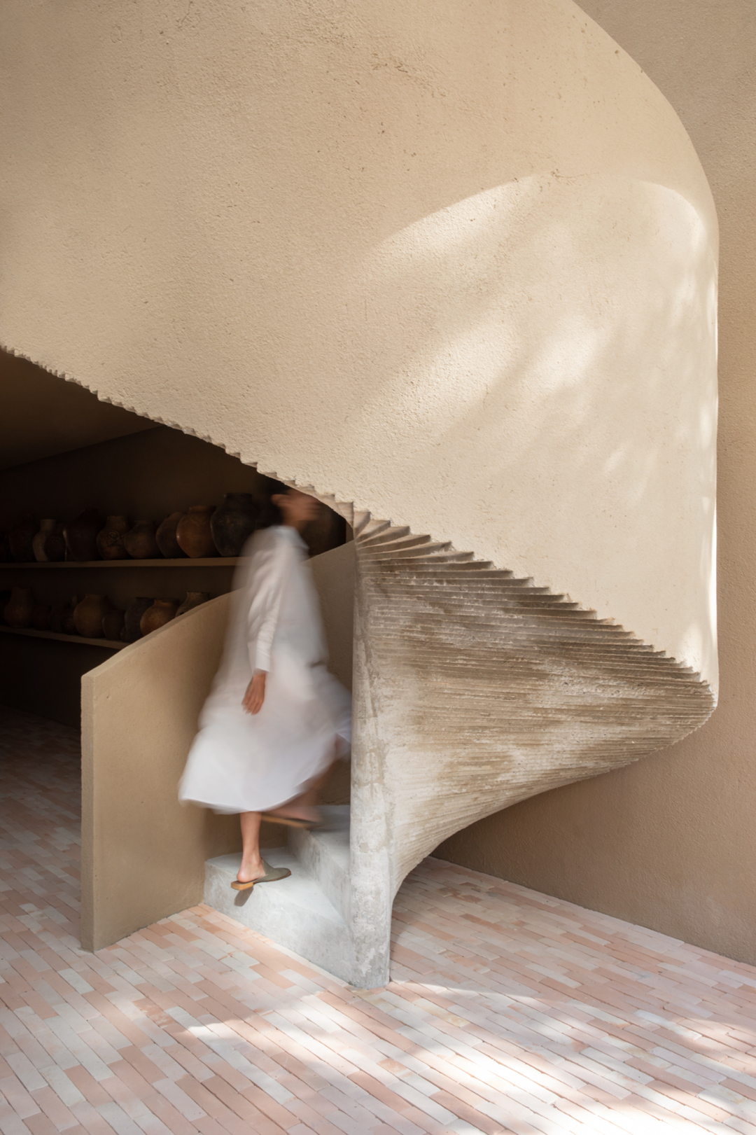 巴西先锋，粗野的极简丨Mariana Schmidt-83