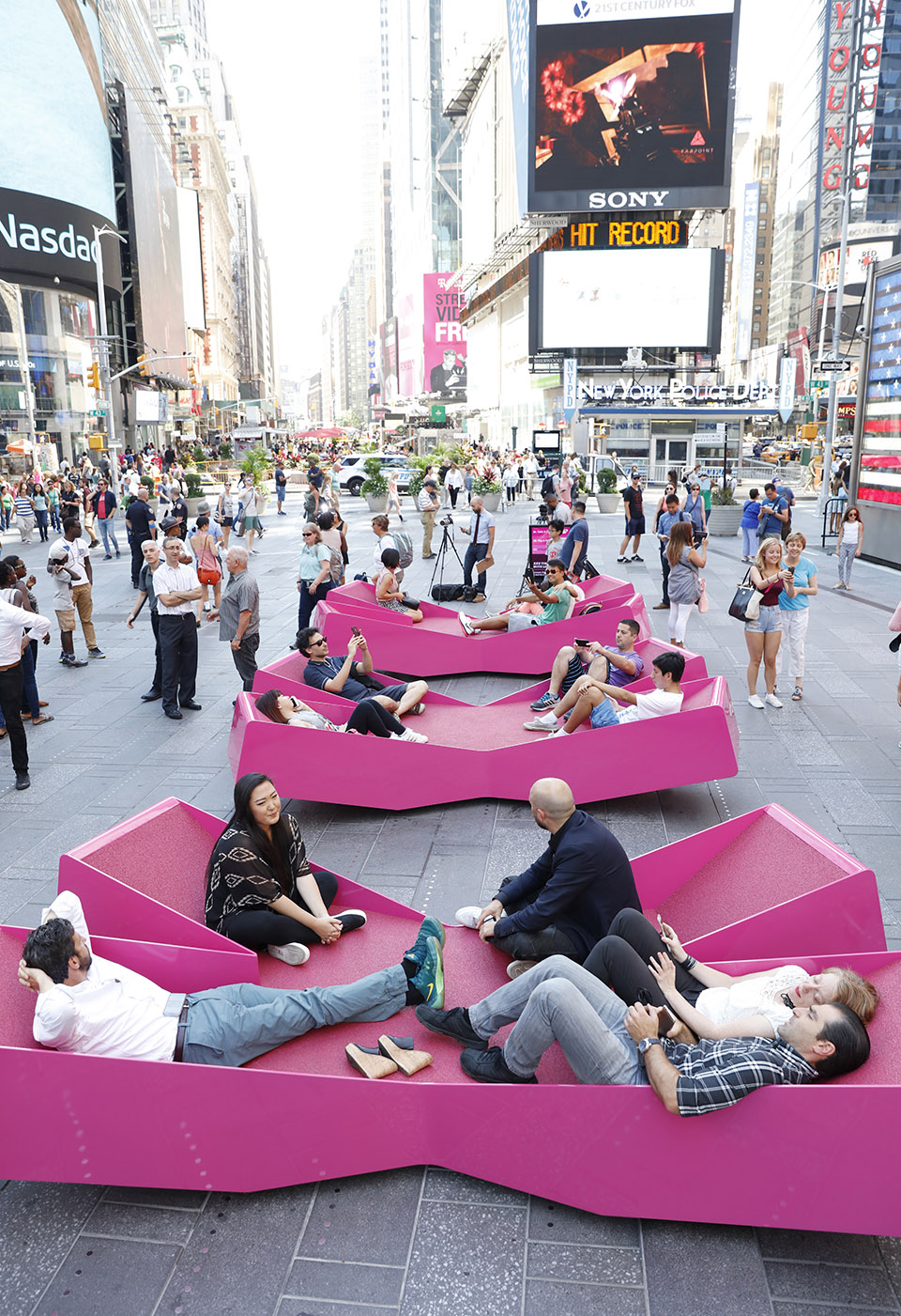 纽约时代广场新风景, X形躺椅 / J. MAYER H. und Partner Architekten-32