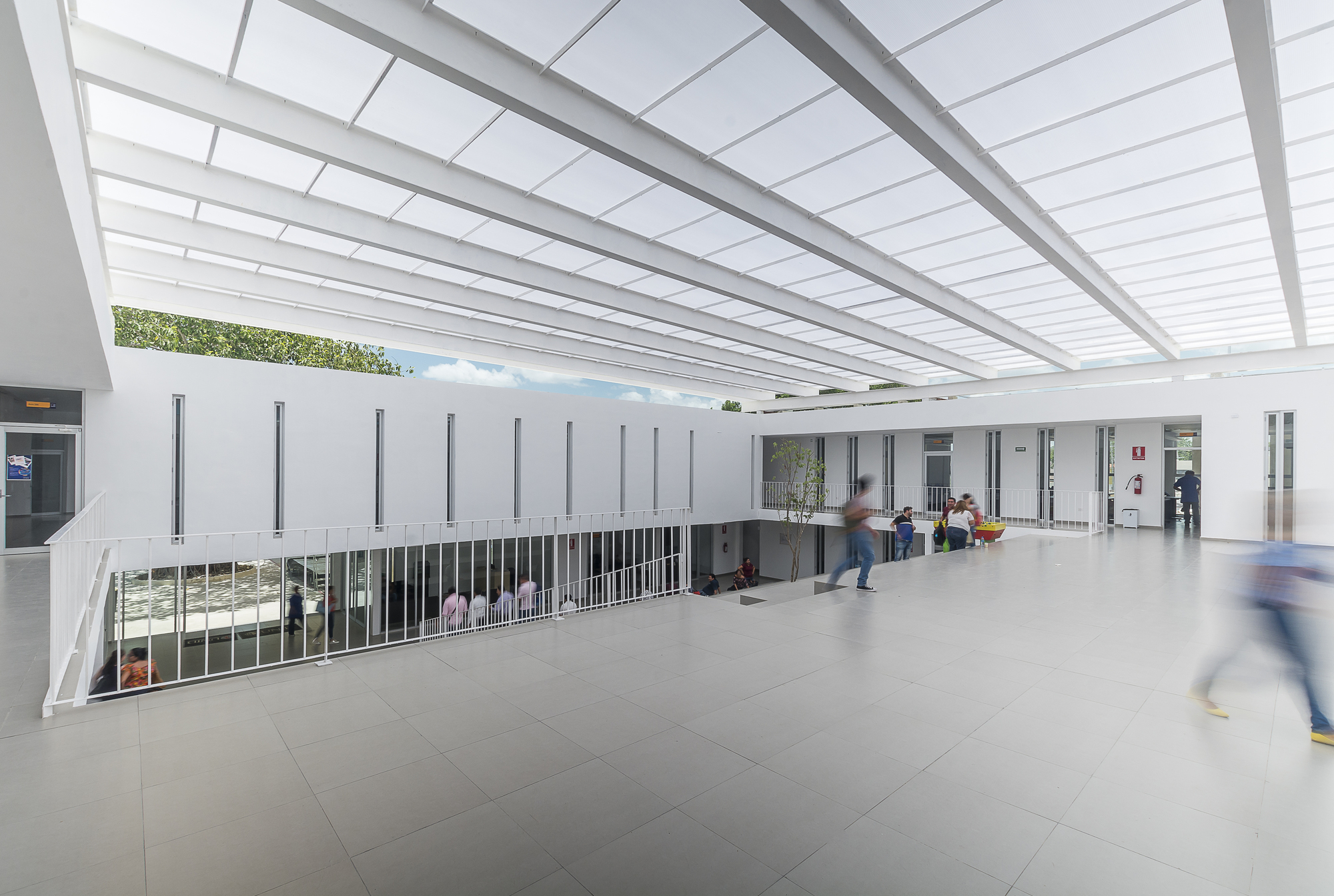 Interamerican University 校园建筑设计-23