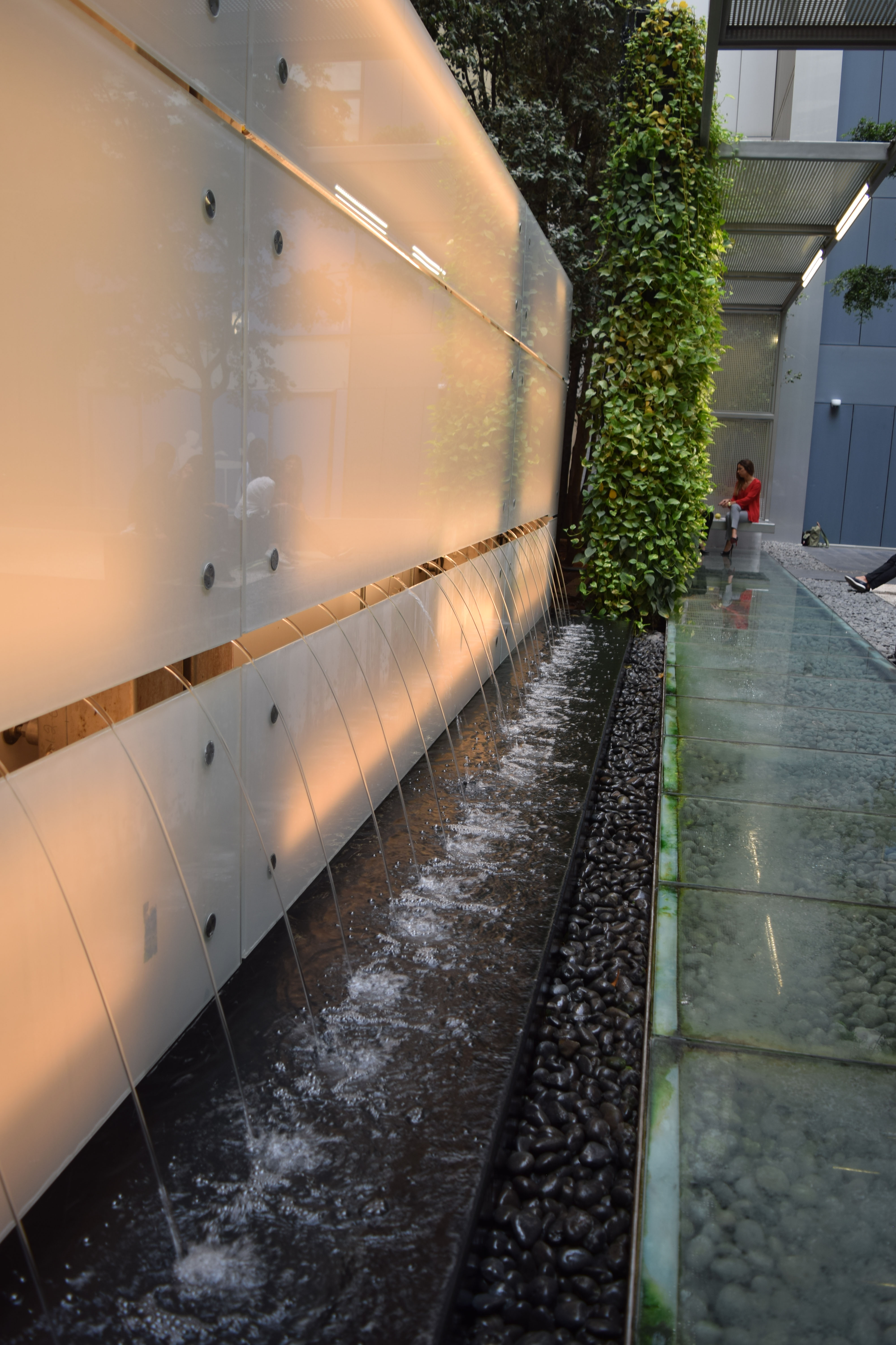 绿意盎然的城市花园-27