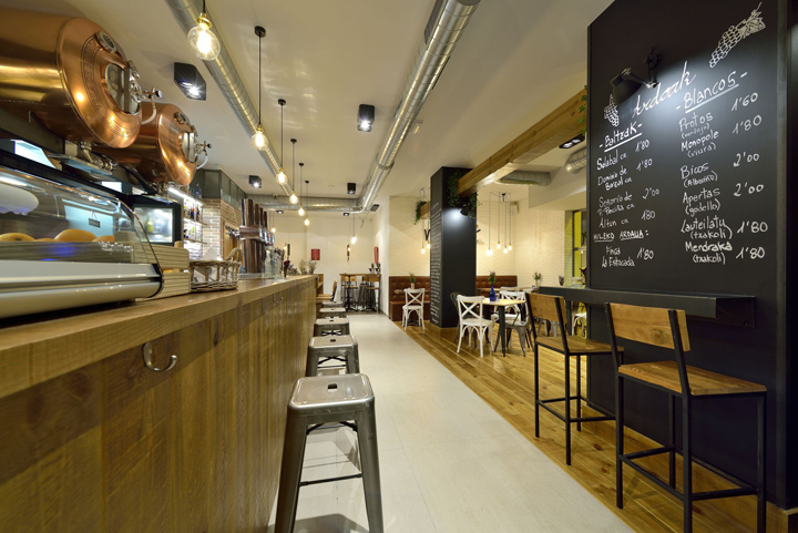 酒吧NAPOZT室内设计-16