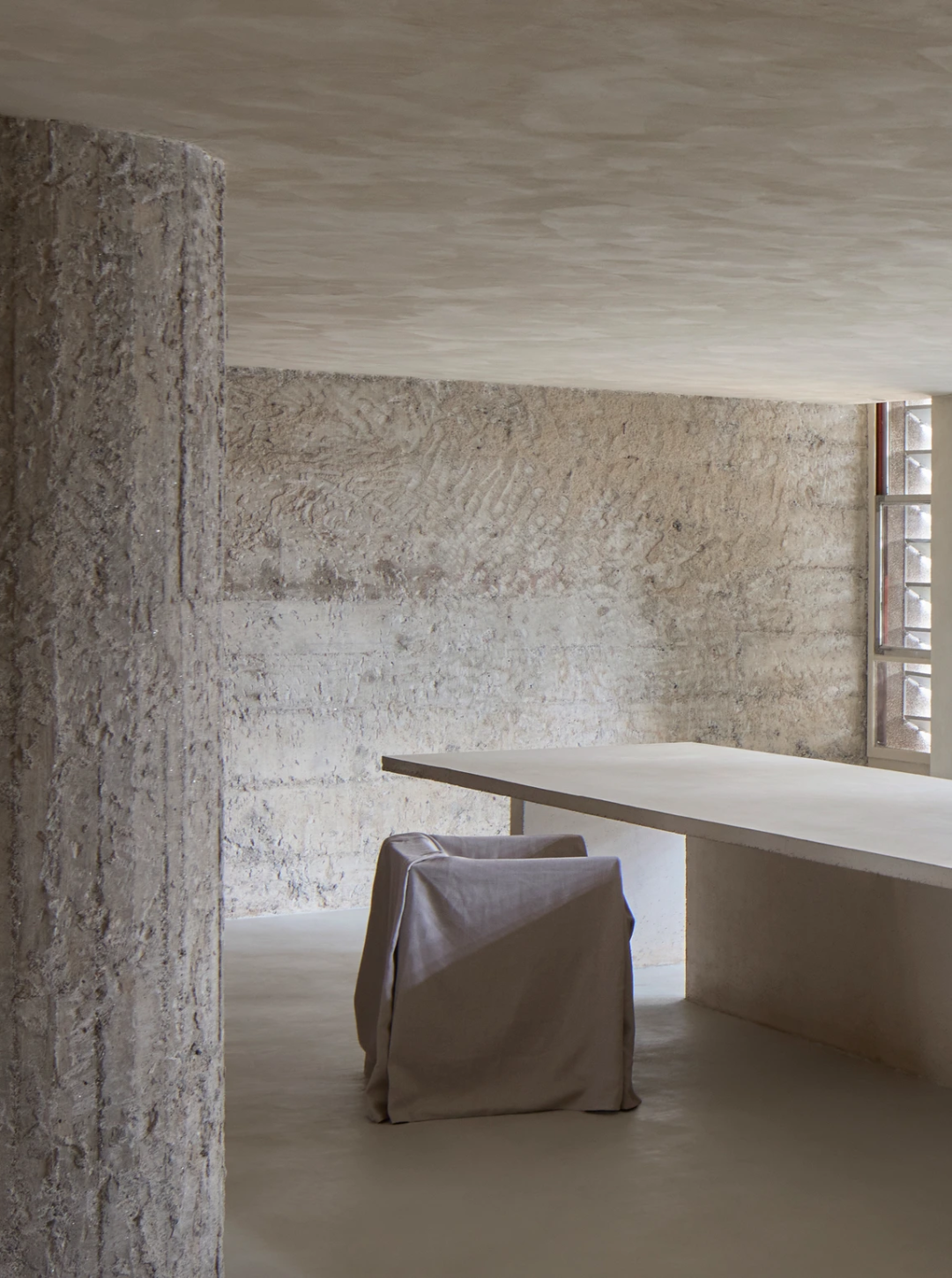 巴西先锋，粗野的极简丨Mariana Schmidt-1