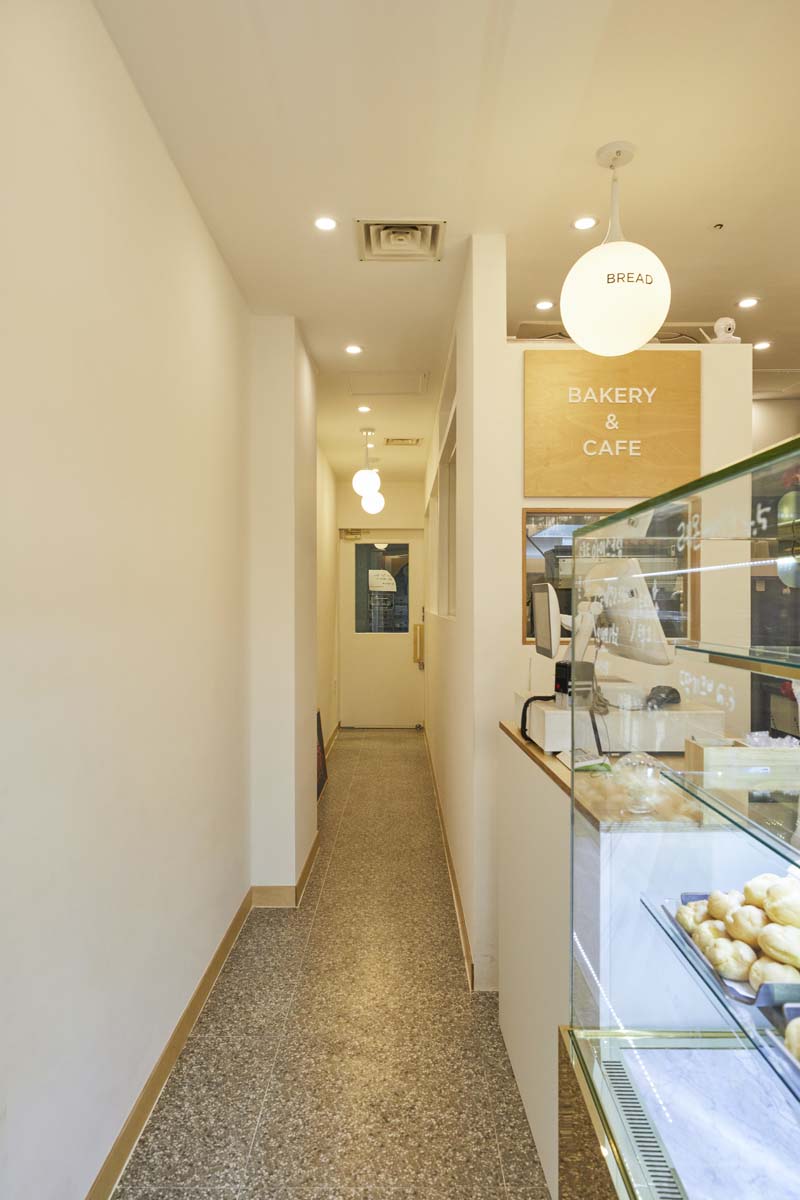 现代简约风 10 坪咖啡厅，打造温馨美食空间-5