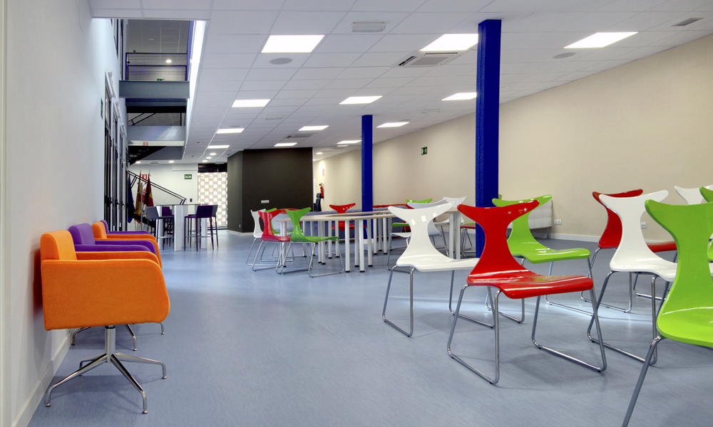 马德里荷斯创意企业孵化办公楼,西班牙 / OOIIO Architecture-11