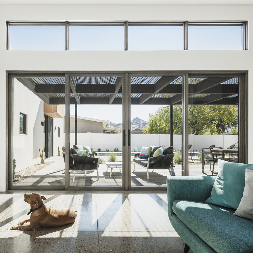 Pleats House in the Foothills of the Phoenix Mountain Preserve-13