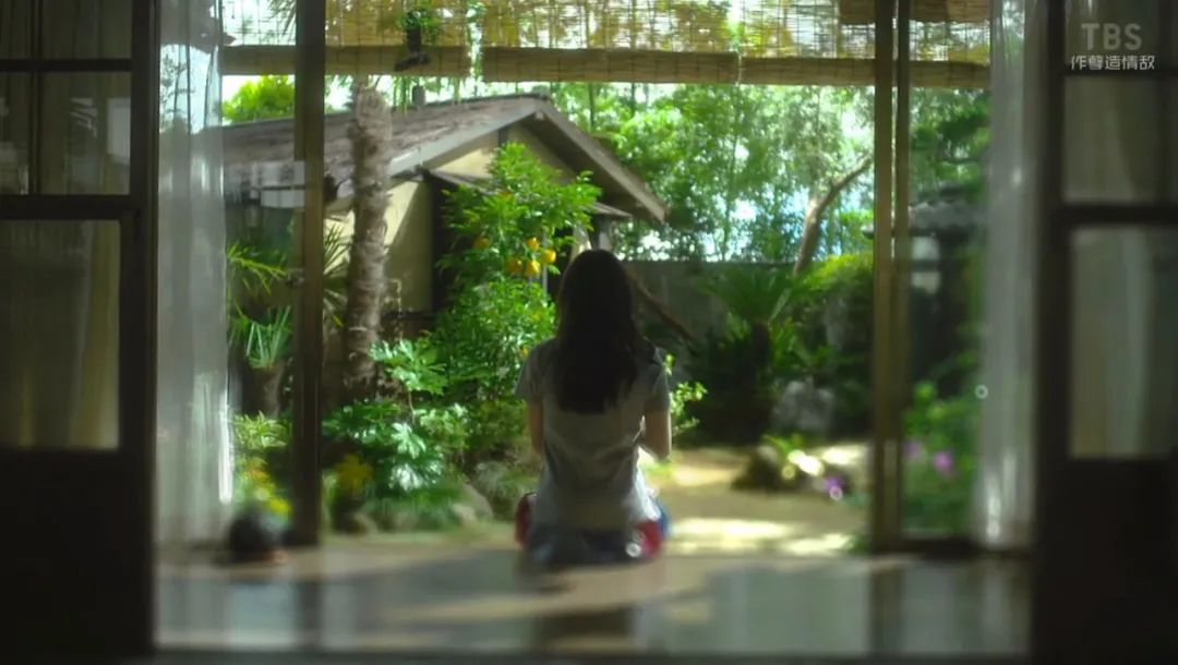 《钱断情始》里的日式 Shabby-chic 家居美学-102