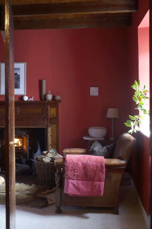 10 Best Paint Colors to Get You Those Moody Vibes-17