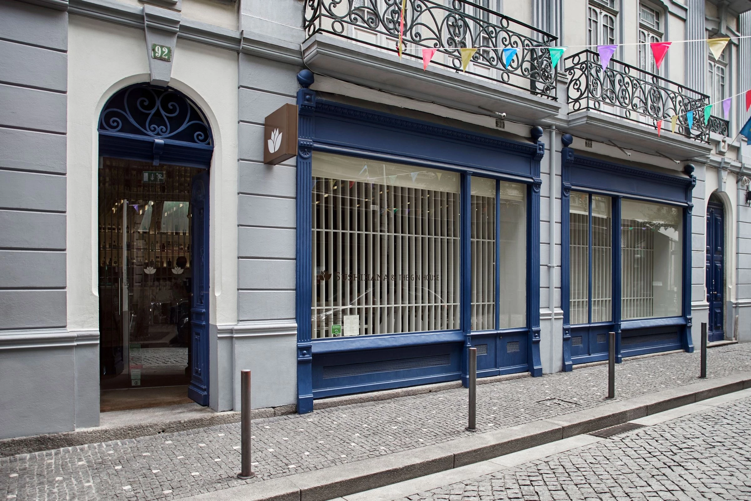 Sushihana Downtown(葡萄牙都市里的日式料理空间)-6