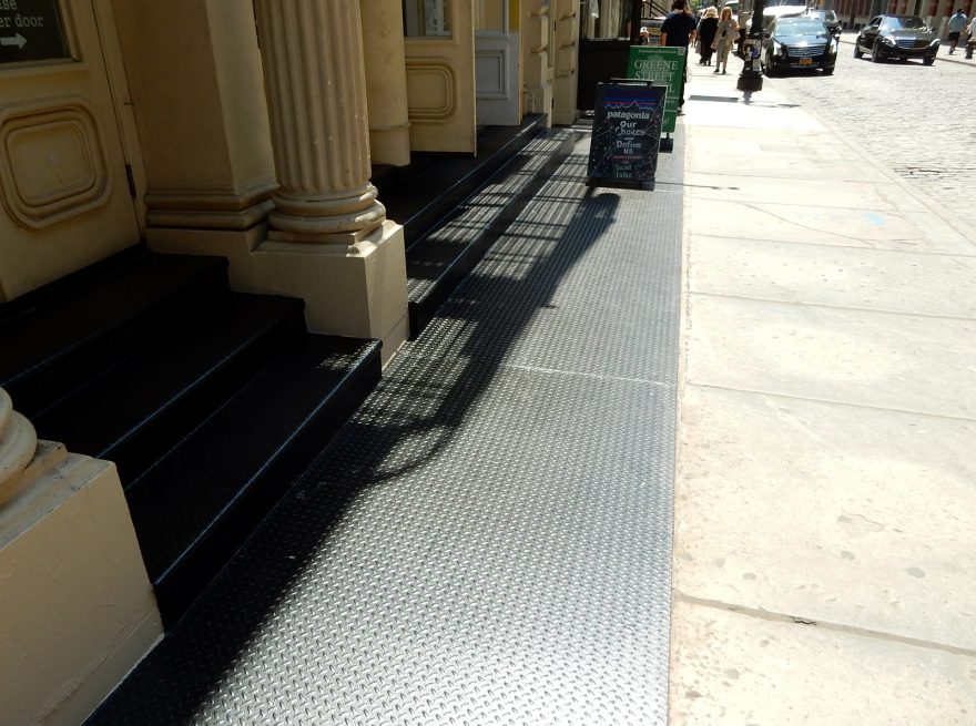 纽约地标建筑翻新,复古风格与现代商业完美融合-17