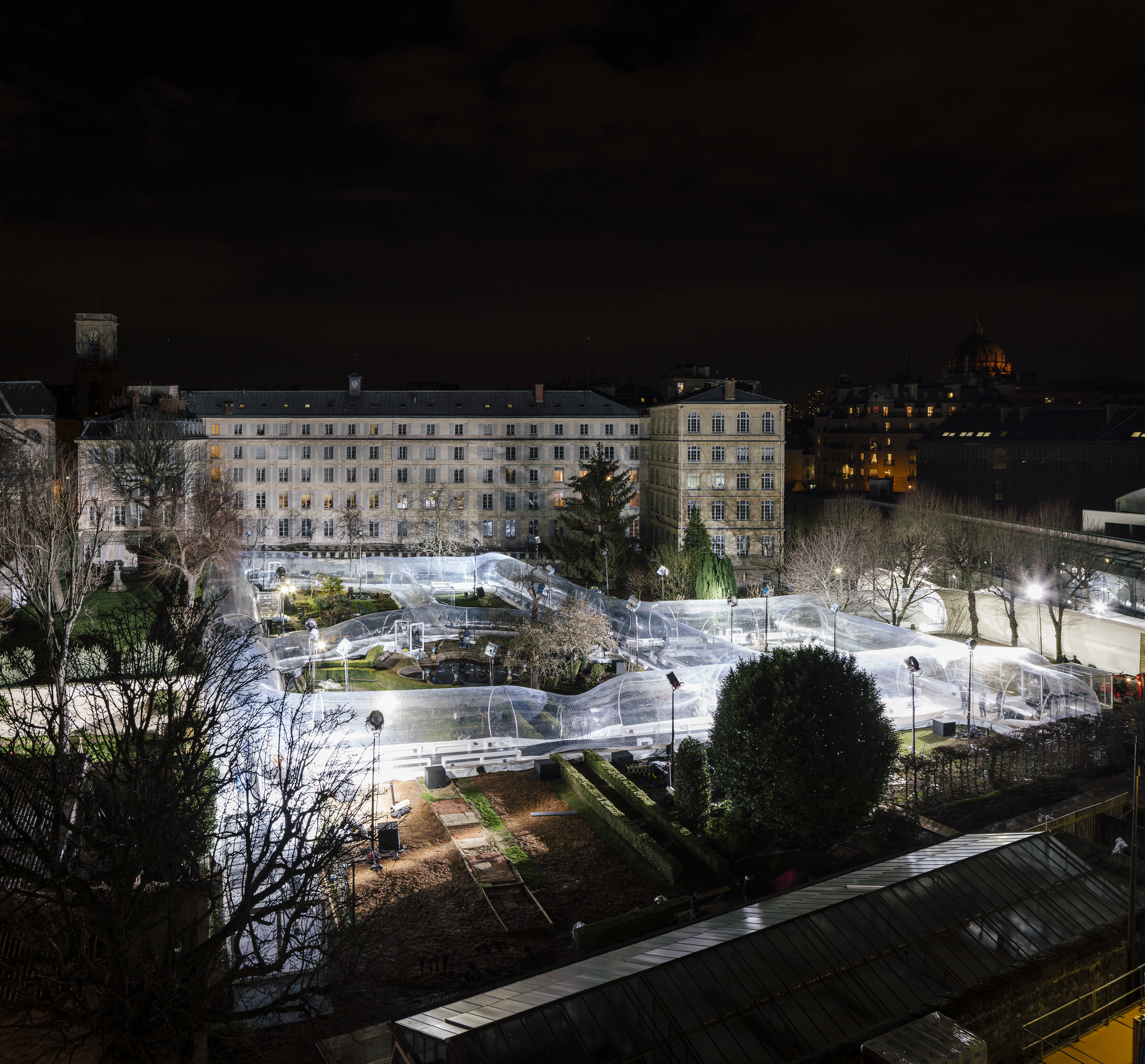 法国巴黎透明管道艺术装置丨Dosis-36