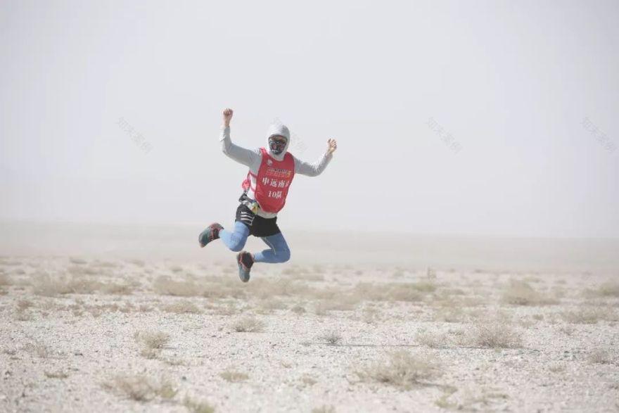 申远戈 5 挑战赛 | 戈壁徒步中的团队精神与设计亮点-60