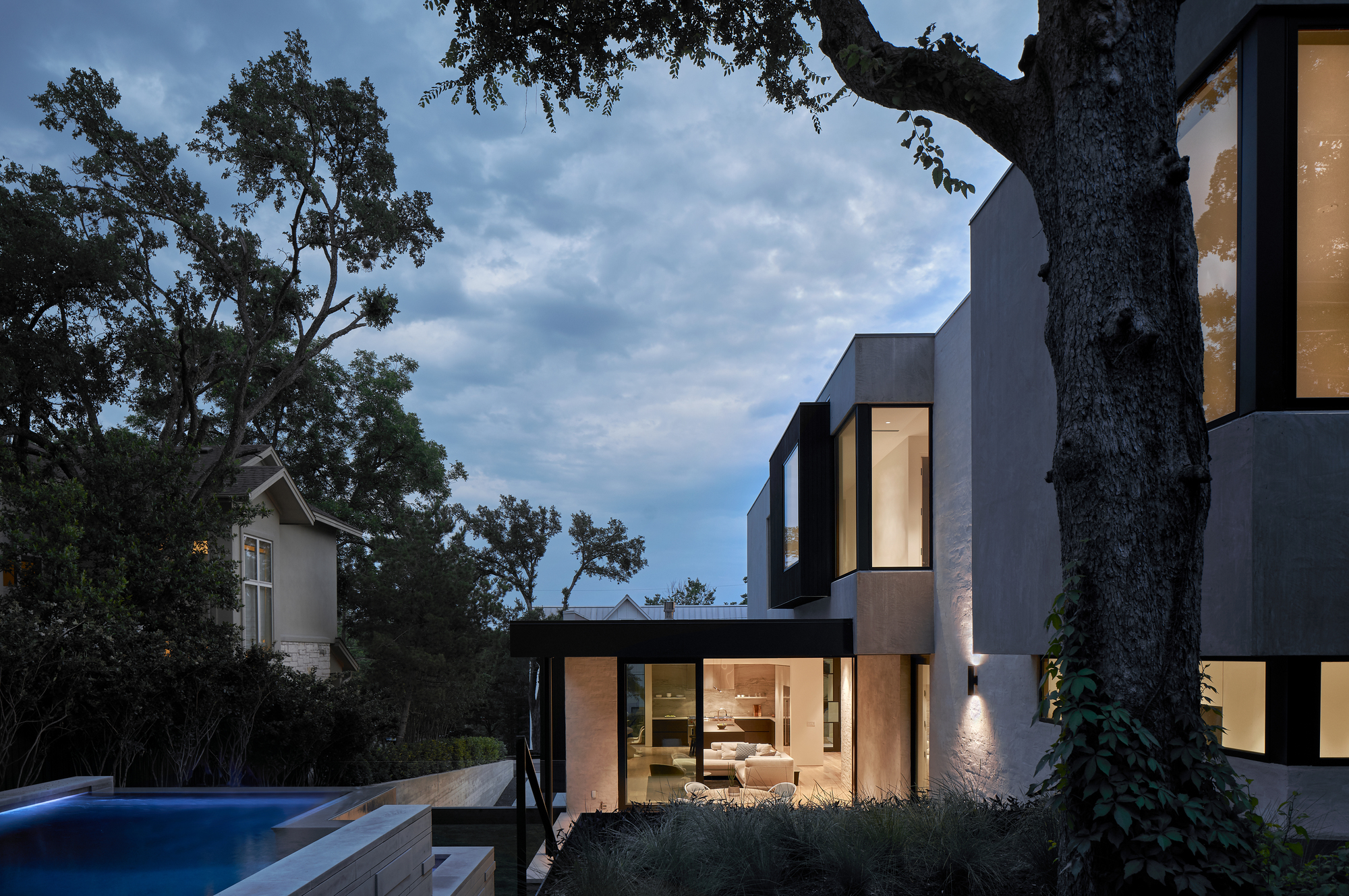 Skybox House / Dick Clark + Associates-23