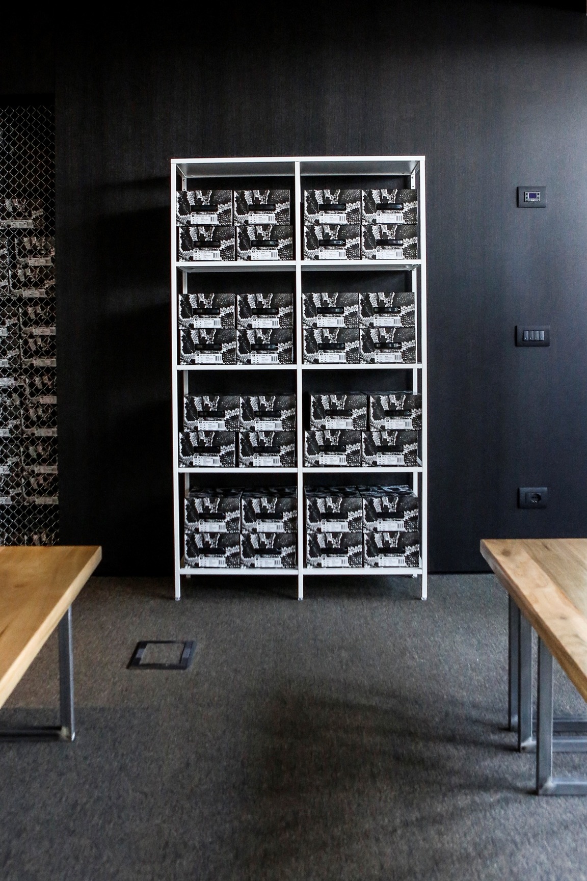 2016 欧冠 Adidas 概念店设计-24