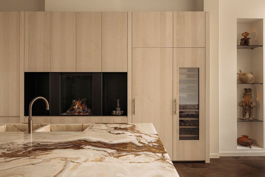 Modern Living in a Historic Monument-4